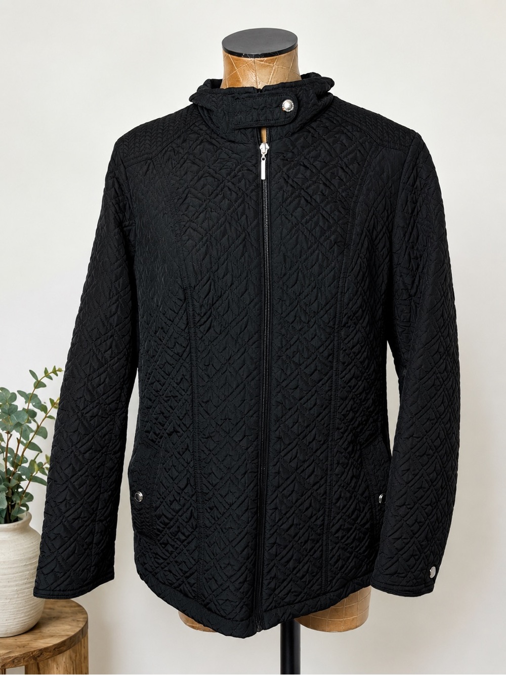 Weatherproof Women’s Black Quilted Zip Front Jacket Size 1X Lightweight Coat
